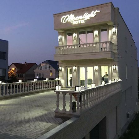 Stăuceni Moonlight Hotel מראה חיצוני תמונה
